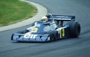 Jody Scheckter diring a Tyrrell-Ford P34