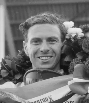 Jim Clark, two-time F1 World Champion with Lotus, renowned for his dominance in the 1960s.